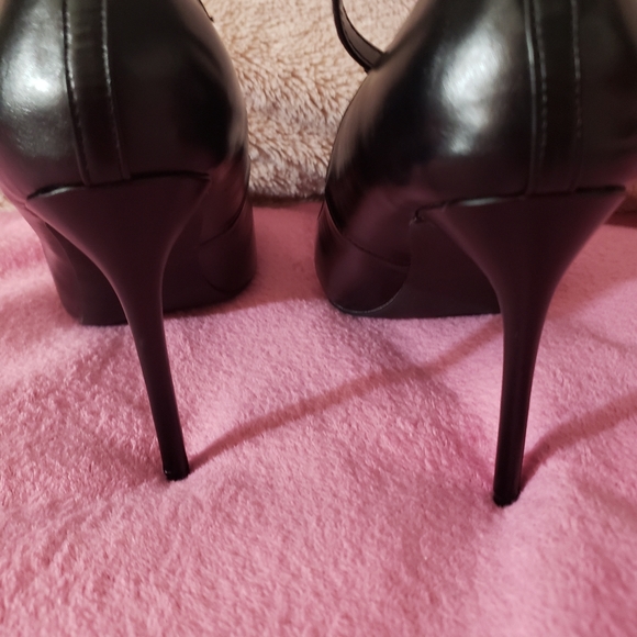 Liliana Stilettos - Picture 4 of 5